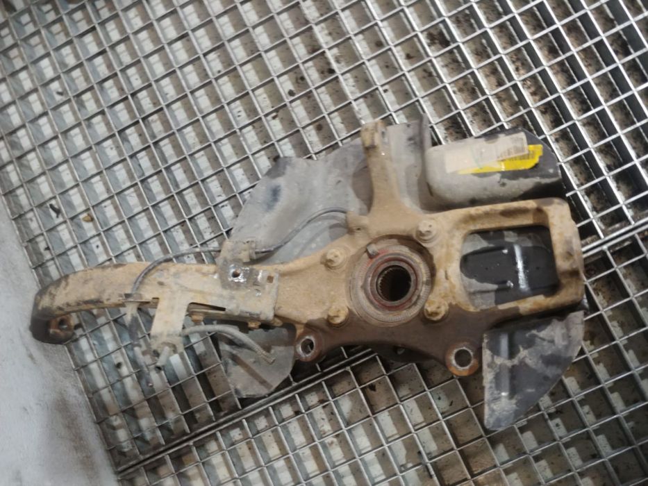 fuzeta dreapta fata alfa romeo 159 1.9 jtd