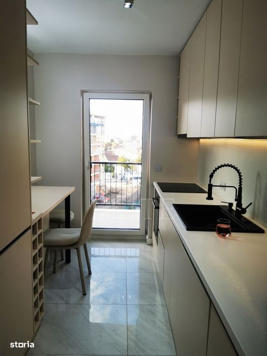 Apartament 2 camere în zona BAZA SPORTIVA