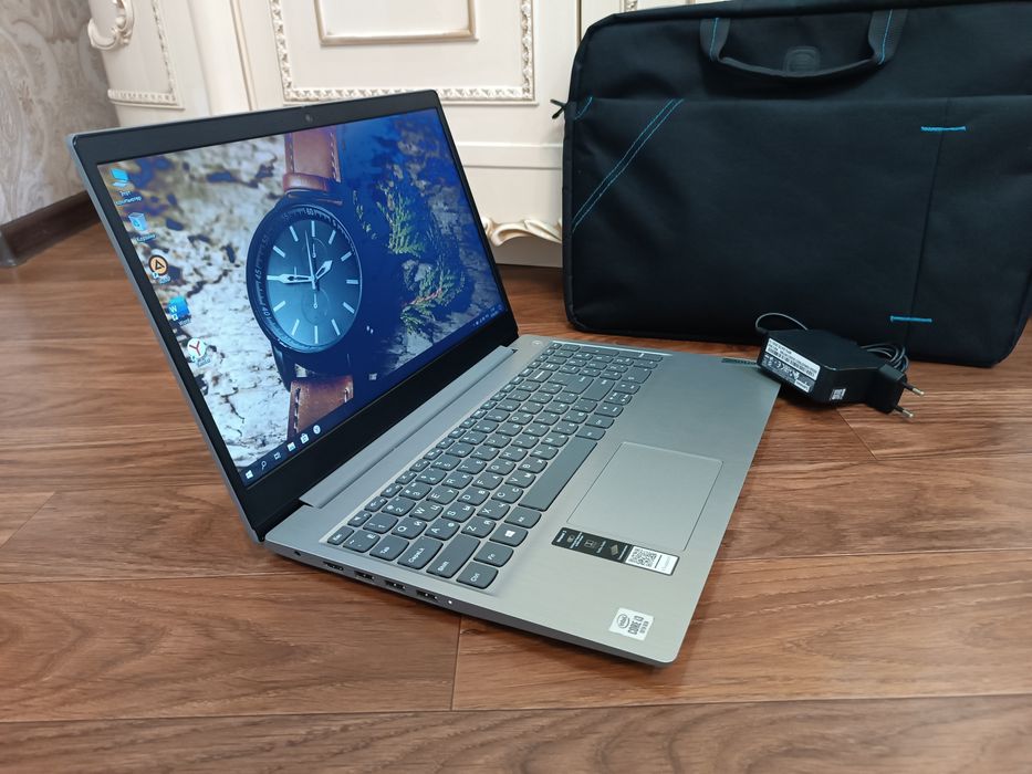 Ноутбук LENOVO i3-10thGen + Сумка.