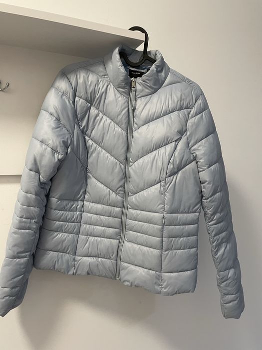 Geaca toamnă / primăvară matlasata albastra Vero Moda mărimea S