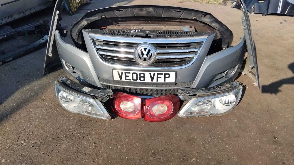 Bara fata Volkswagen Tiguan an 2009