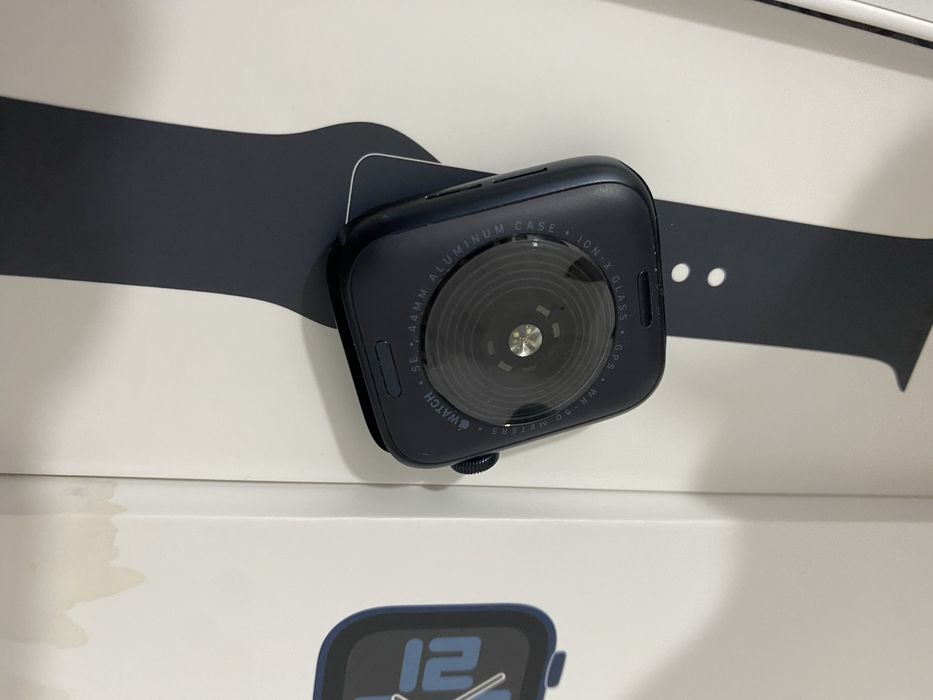 Apple watch se 44mm Midnight sport band