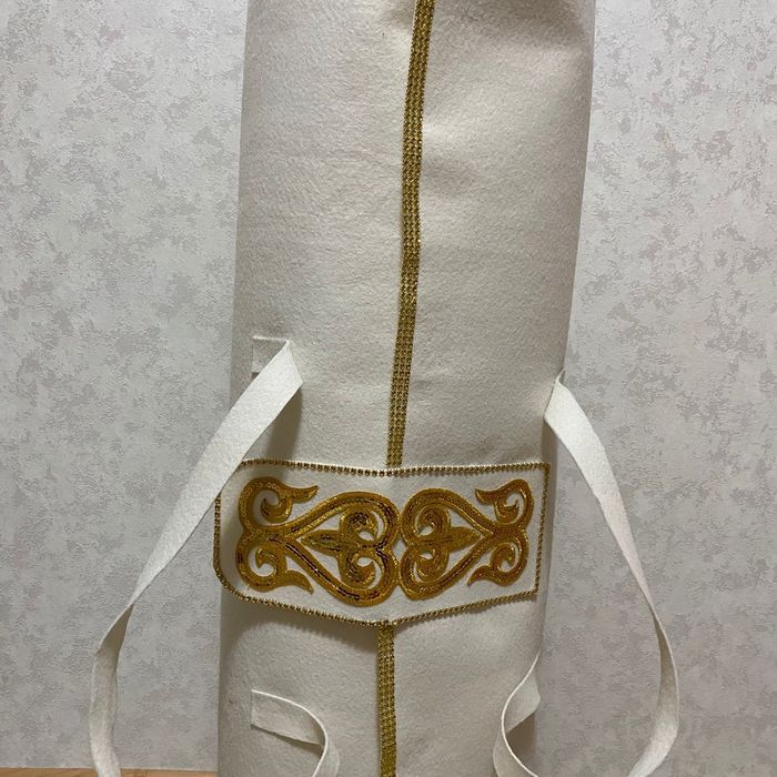 Чехол для ковра, Ақ жол