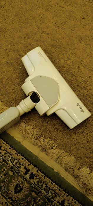 Вертикальный пылесос Deerma DX700