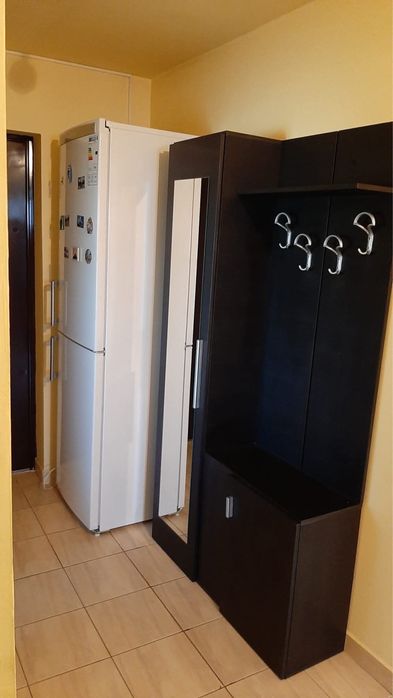 Închiriez apartament 2 camere