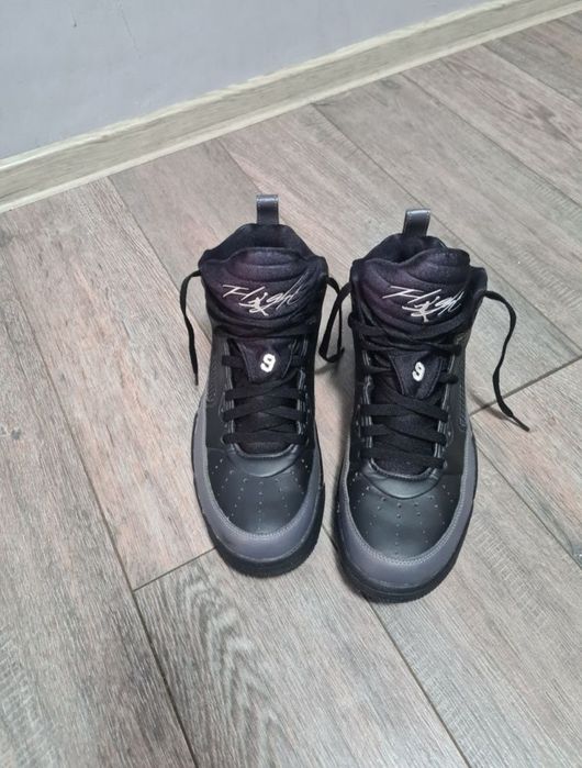 Jordan Flight 9.5 45
