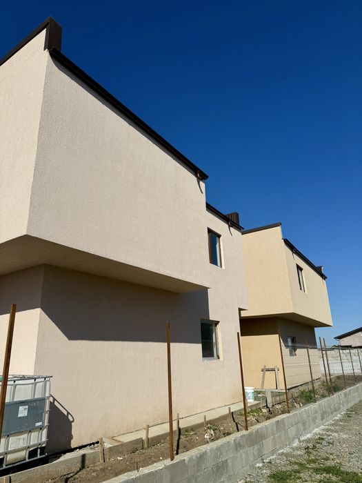 Vila P+1, 4 camere, placa beton,proiect Mediteranean,Valu lui Traian