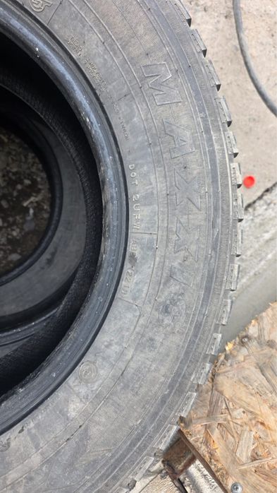 Резина Maxxis зимняя баллоны