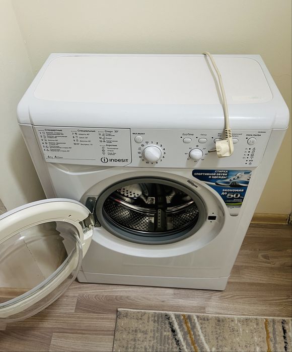 Стиральная машина Indesit