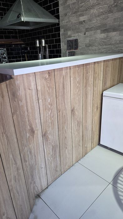 Продам полки (прилавки) две шт