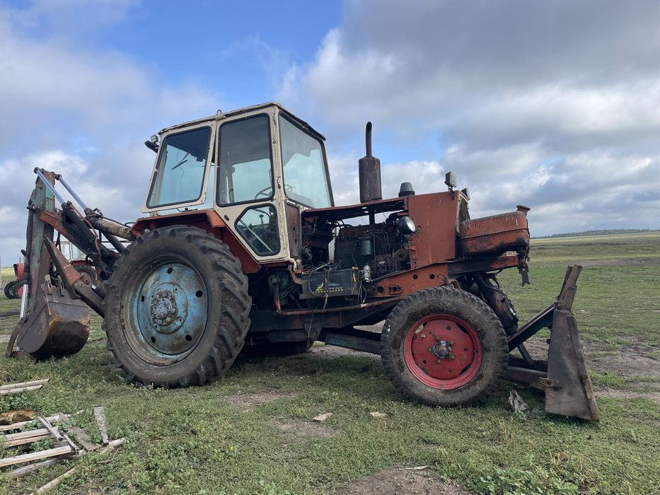 Трактор , техника ,тележки