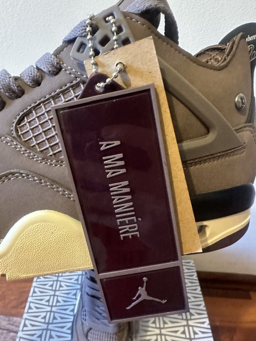 Air Jordan 4 Retro SP A Ma Maniere Violet Ore