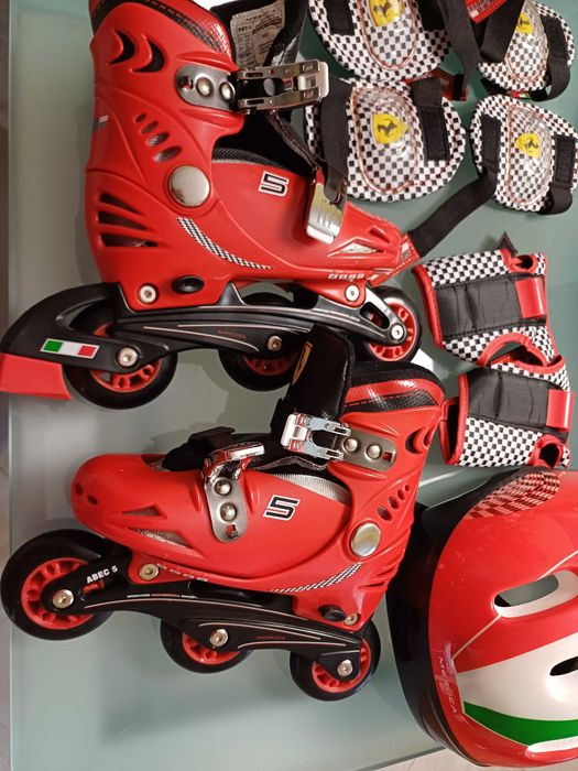 Нови оригинални детски ролери Ферари р.29-32 в комплект
