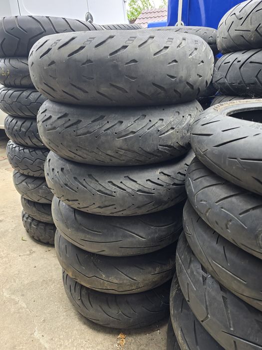 Anvelope Moto  Diferite   Dimensiuni  si Mărci Stare Impecabilă.