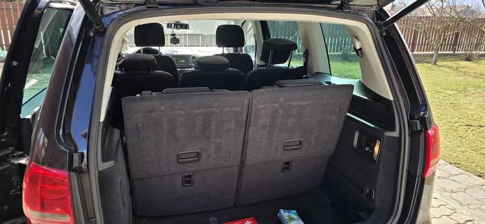 Volkswagen Sharan 2.0 minivan DSG 7 locuri 184 cp