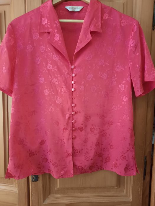 Bluza dama roz intens cu nasturi mici mărimea 44
