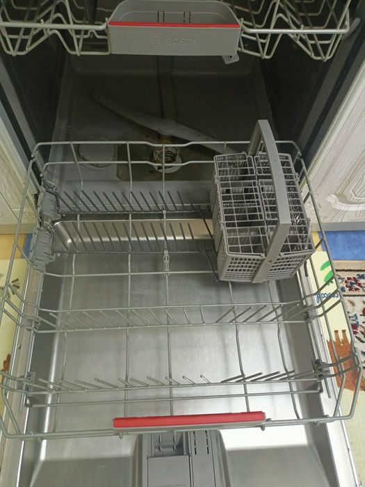 Продам посудомоечную машину Bosch