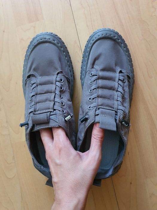 Adidasi /tenisi  din material