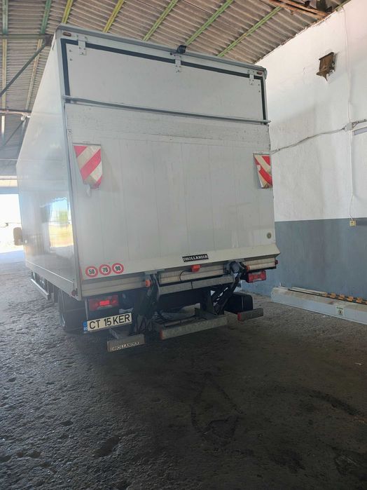 Iveco Dailly cub cu lift
