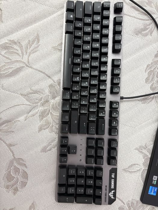 Продам клавиатуру Asus K7