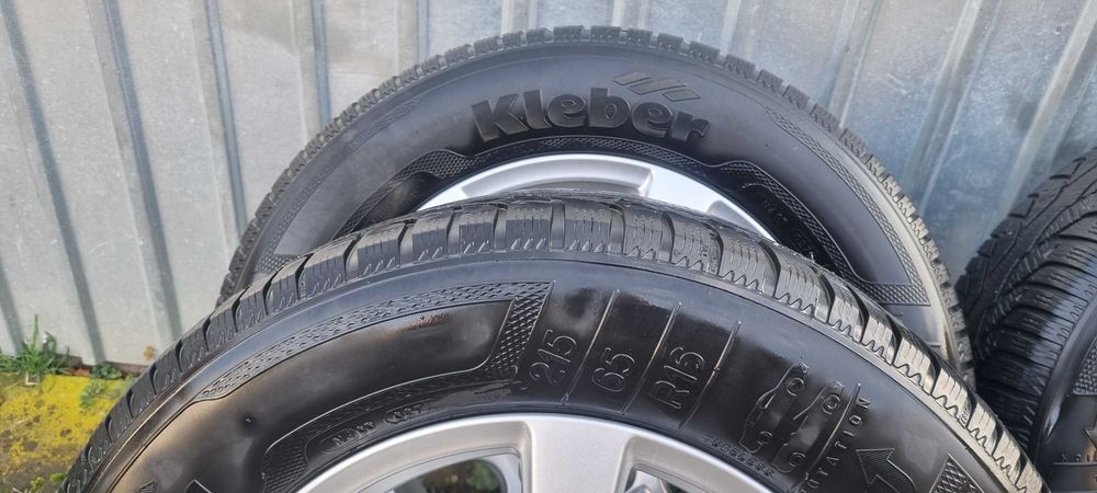 jante originale dacia duster, cu anvelope de iarna 215/65/16