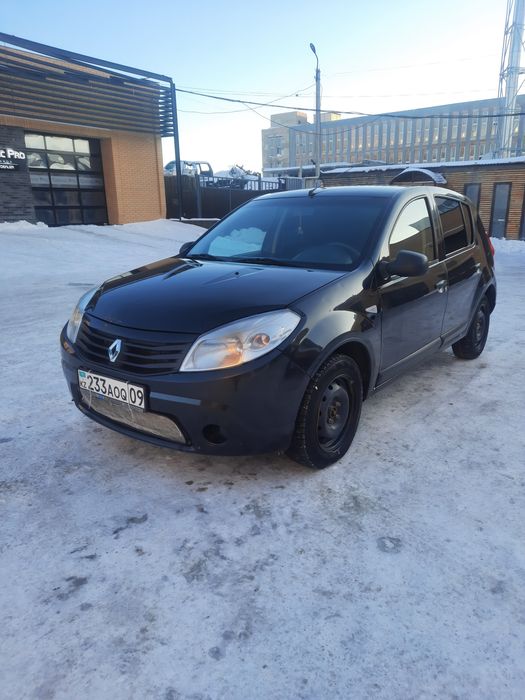Renault sandero 1.6 в продаже