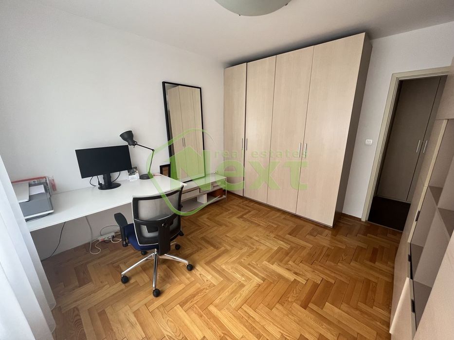 Дава се под наем Тристаен апартамент в София, Център - 120 кв.м за 1100 € - Снимка #11