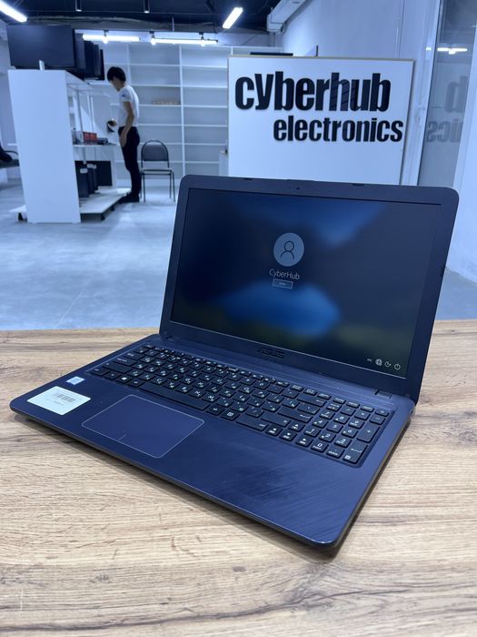 Ноутбук Asus X543U