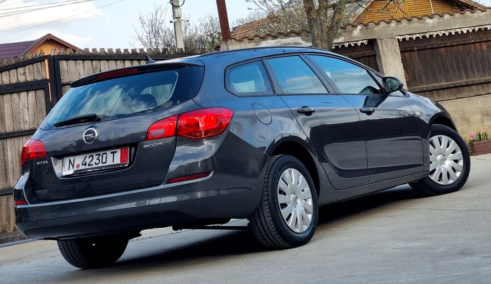 Opel Astra J//EcoFlex//2013//EURO 5