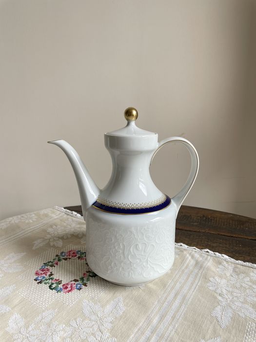Порцеланов чайник / различни видове