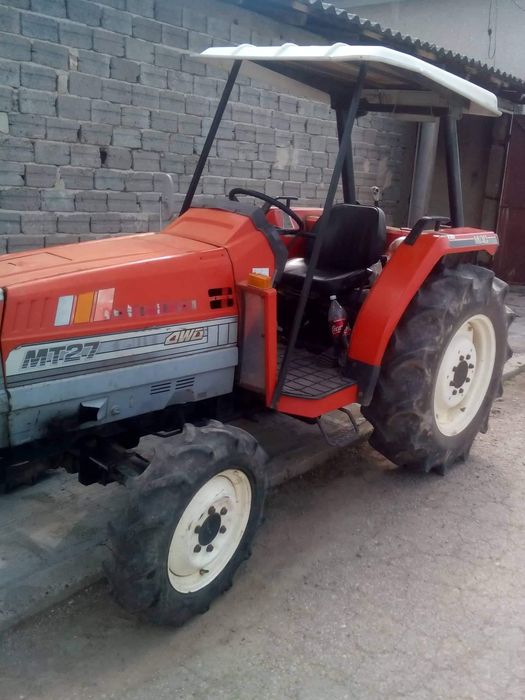 Трактор Mitsubishi