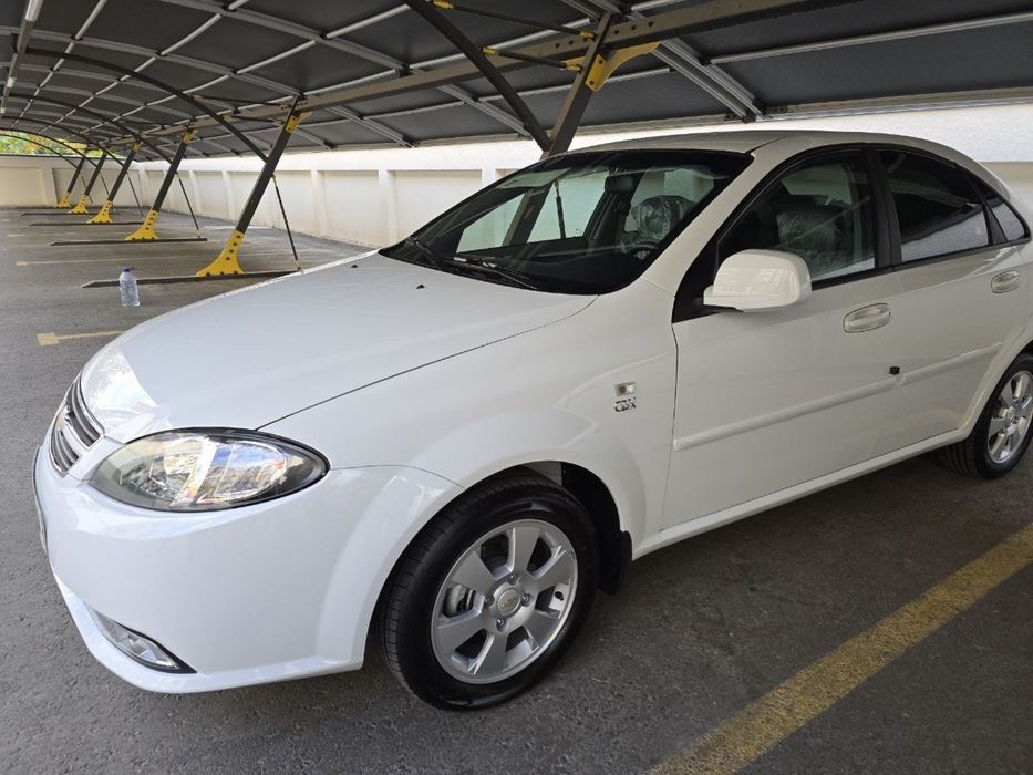 Продам свою Chevrolet gentra (lacetti)