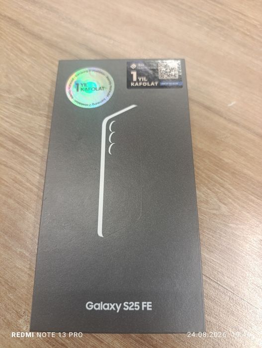 Самсунг S25 FE 128GB