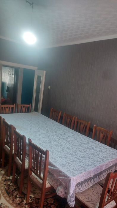 Стол и стуля 12 штук