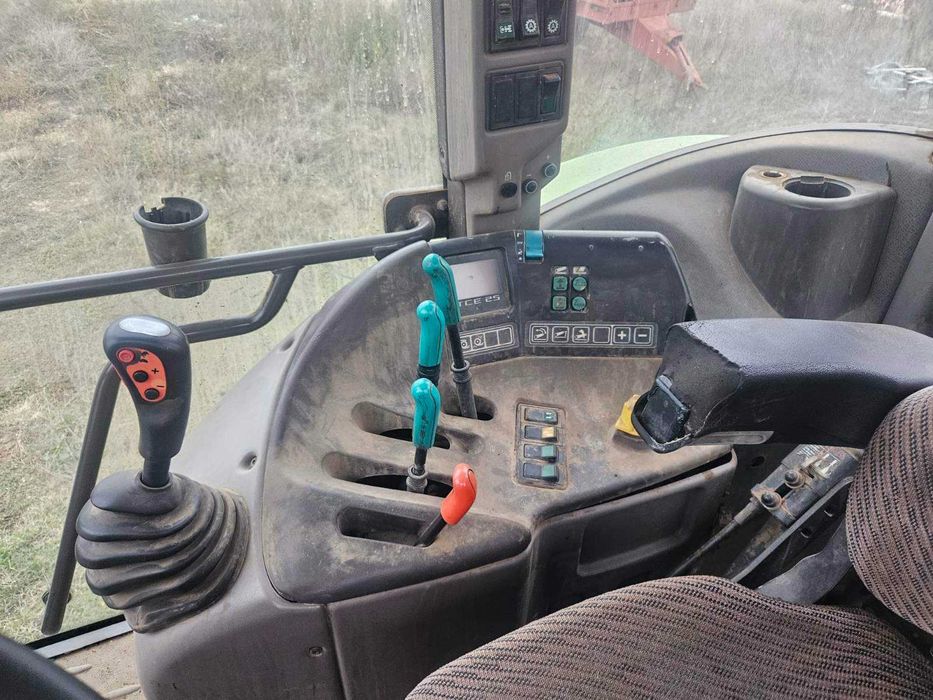 PIESE Tractoare CLAAS ARES 836RZ  –  pentru piese!