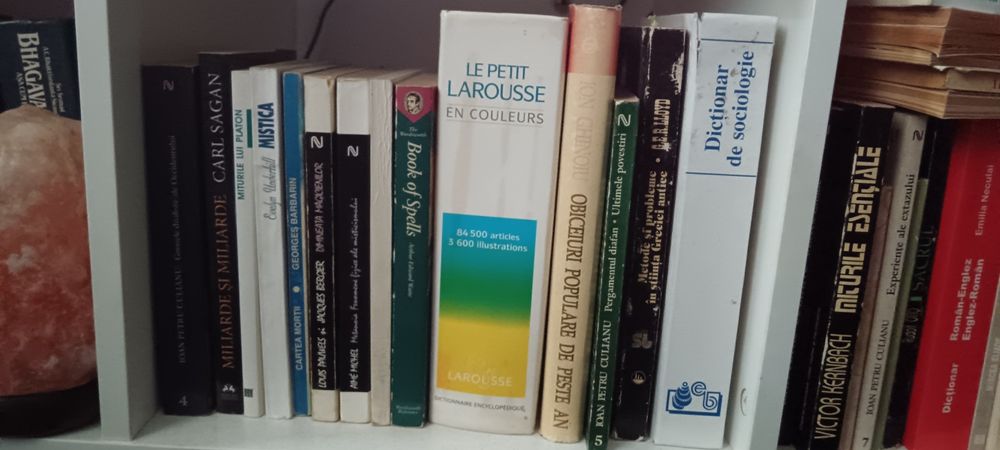 Lichidez biblioteca cu cărți de filosofie etnologie antropologie