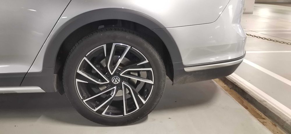 Джанти за VW 18 цола - 8Jx18 112 ET40 в перфектно състояние