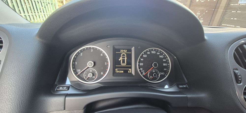 VW Tiguan, 2.0 TDI, 140 cai,Cutie automata DSG, 4x4, 131.500 km reali