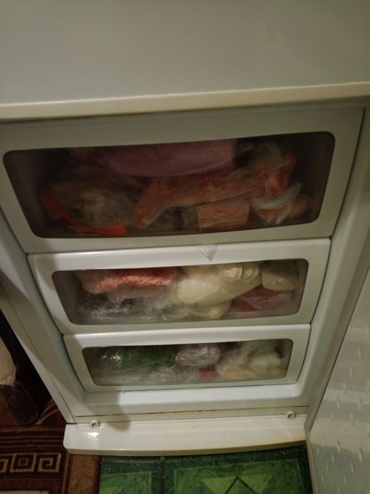 Холодильник LG продам