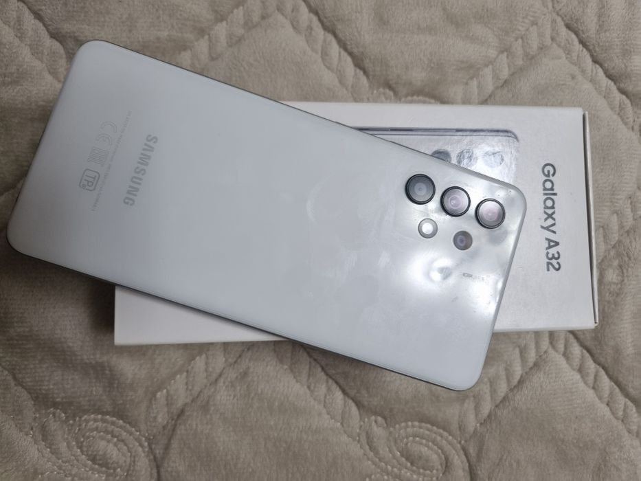 Продам самсунг а 32