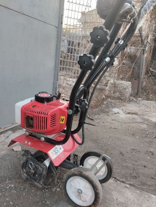 Культиватор бензиновый