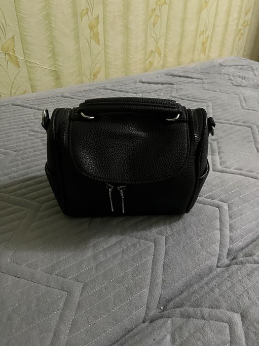 Продам сумочки,срочно не дорого! Очень дешево