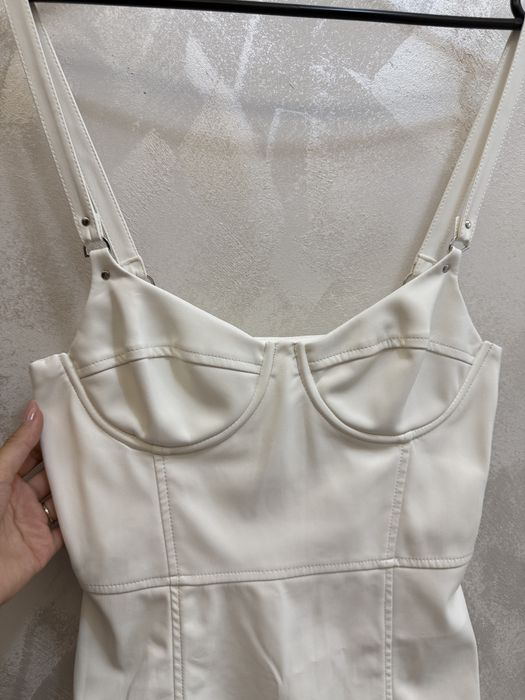 Дамски официални рокли