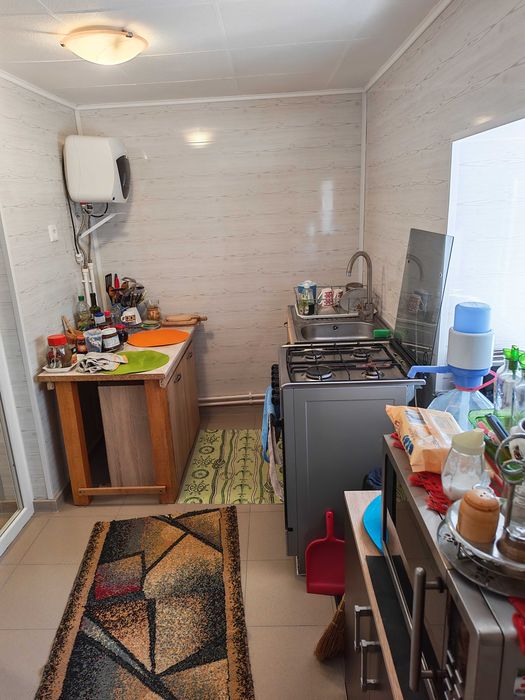 Casa de vanzare com Poroschia(sat Calomfiresti)