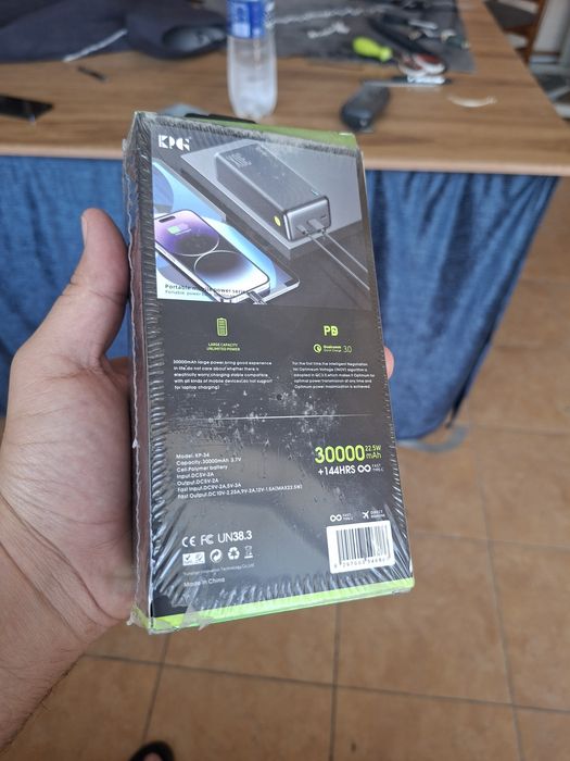 Power bank sotiladi srochno