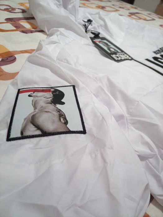 Ветровка Яке Dsquared 2 Dsq Icon D22