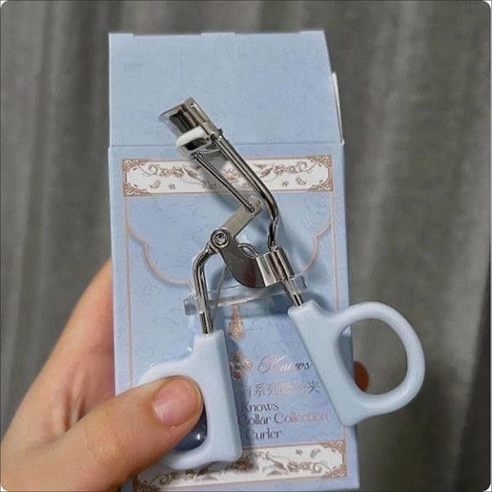 Косметика Flower Knows