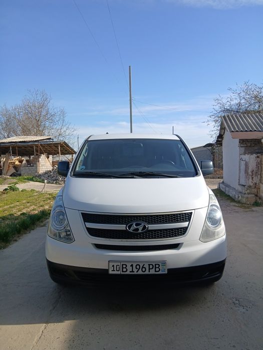 Hyundai starex H-1
