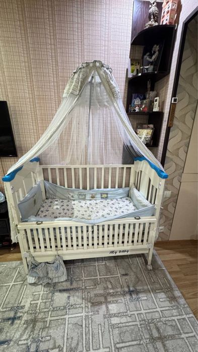 Продается детская кроватка.