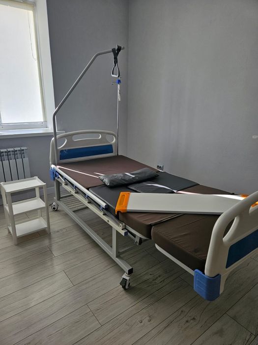 Медицинская кровать